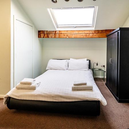 The Lodge Harrogate Bagian luar foto
