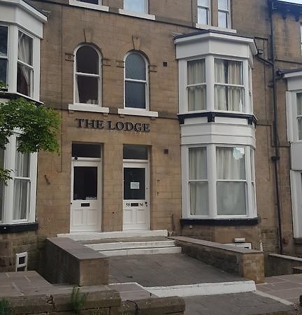 The Lodge Harrogate Bagian luar foto