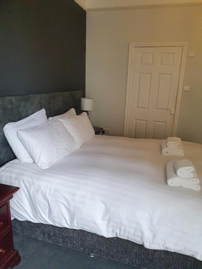 The Lodge Harrogate Bagian luar foto