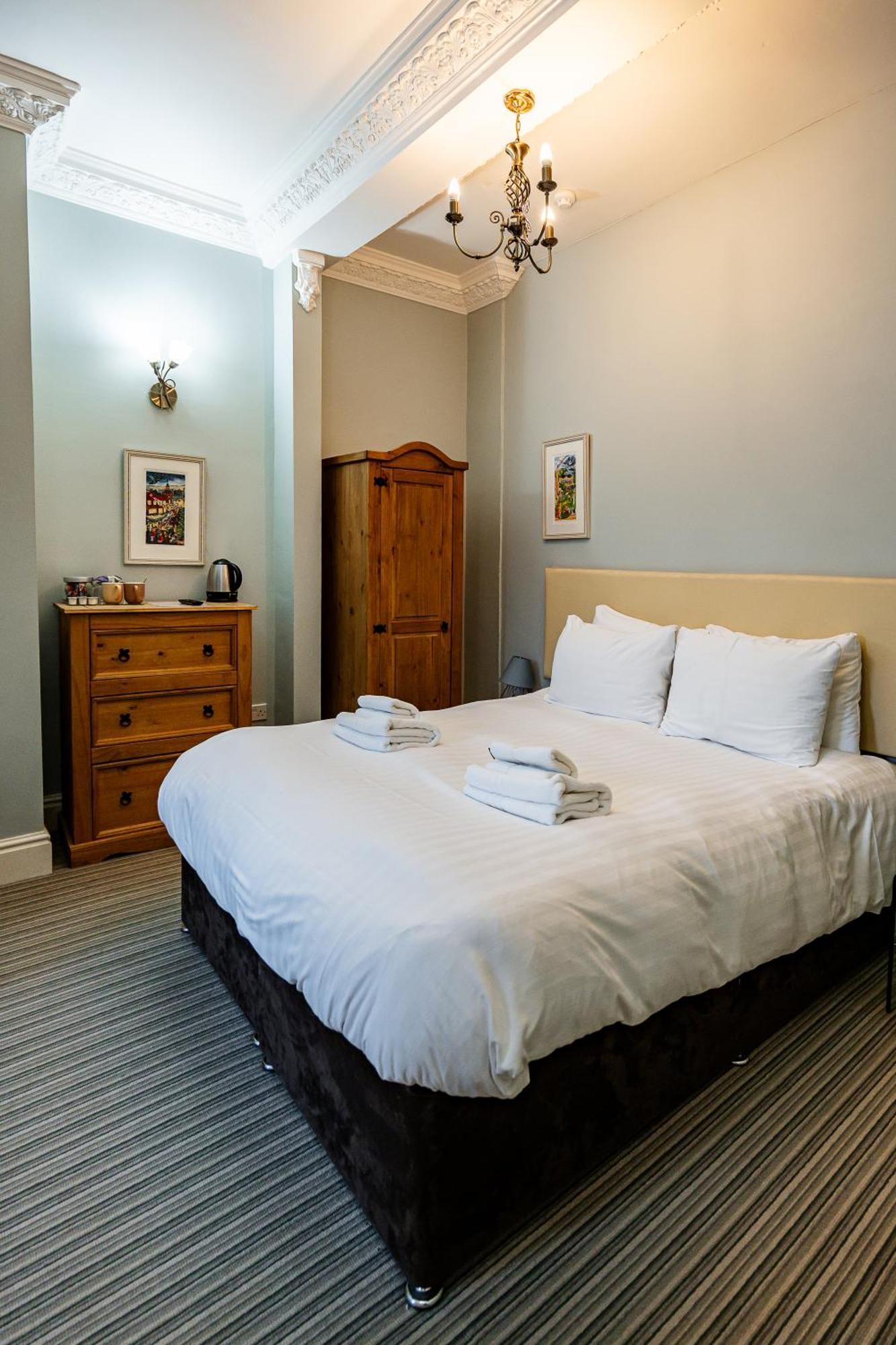 The Lodge Harrogate Bagian luar foto