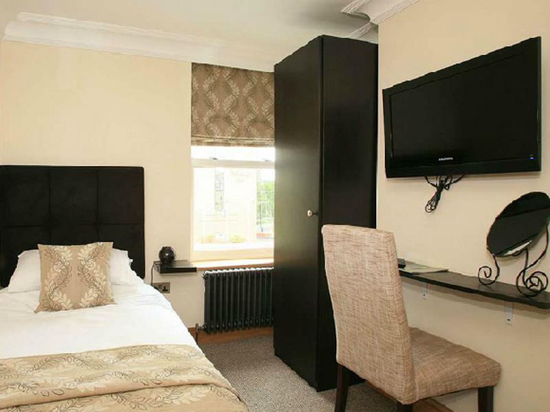 The Lodge Harrogate Bagian luar foto