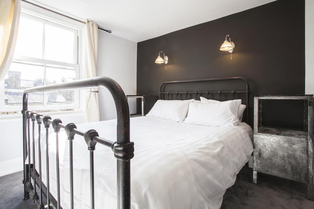The Lodge Harrogate Bagian luar foto