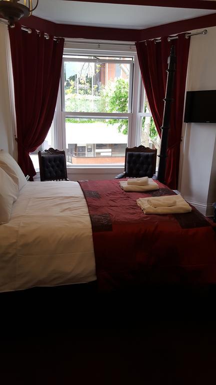The Lodge Harrogate Bagian luar foto