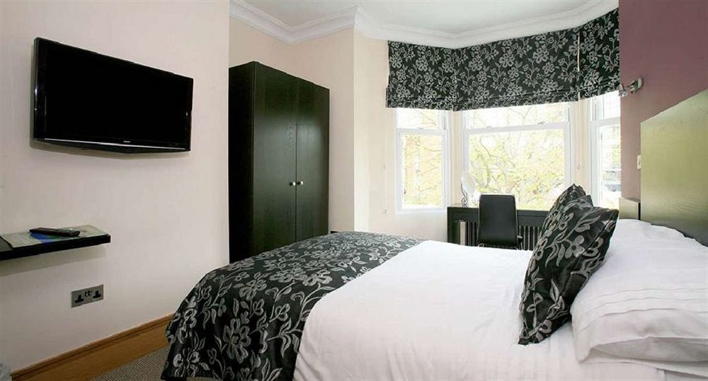 The Lodge Harrogate Bagian luar foto