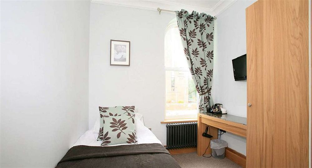 The Lodge Harrogate Bagian luar foto