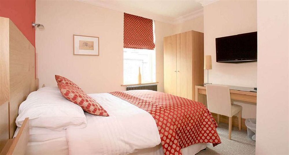 The Lodge Harrogate Bagian luar foto